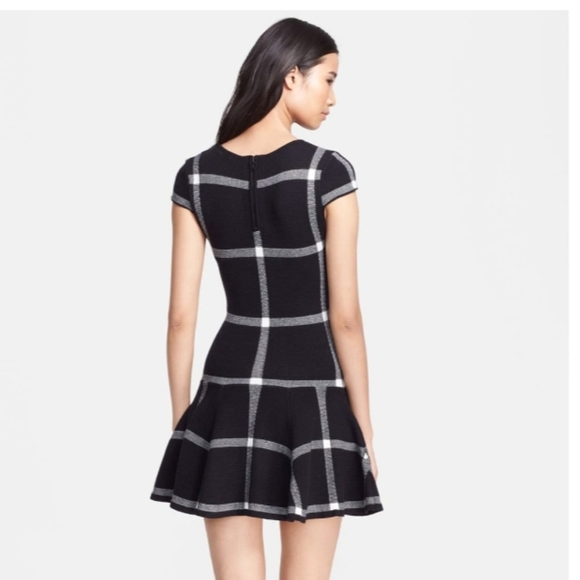 Alice + Olivia 'Selma' Check Flounce Hem Dress - Picture 2 of 4